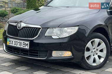 Лифтбек Skoda Superb 2010 в 
