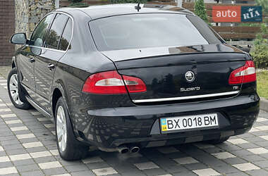 Лифтбек Skoda Superb 2010 в 