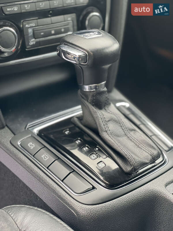 Лифтбек Skoda Superb 2010 в Стрые