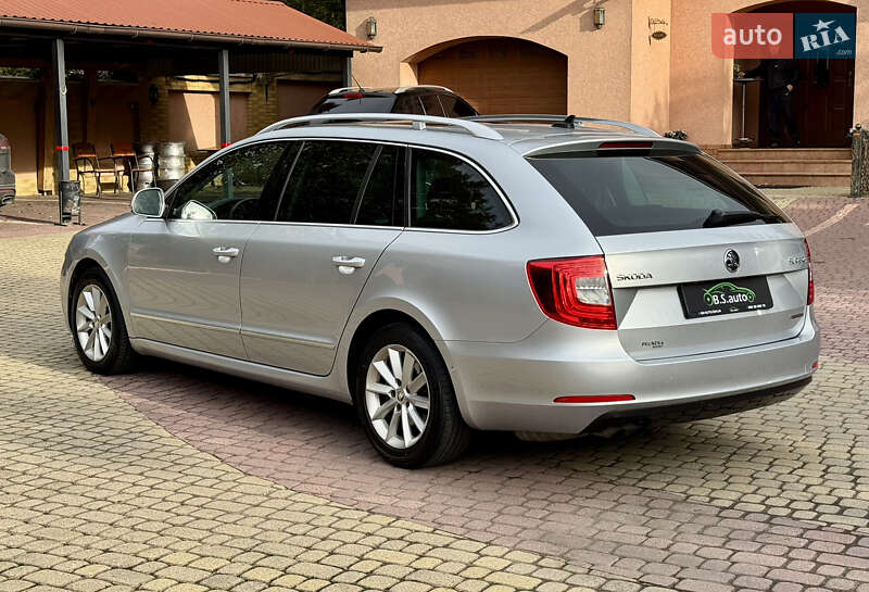 Універсал Skoda Superb 2015 в Мукачевому