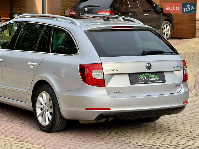 Універсал Skoda Superb 2015 в Мукачевому