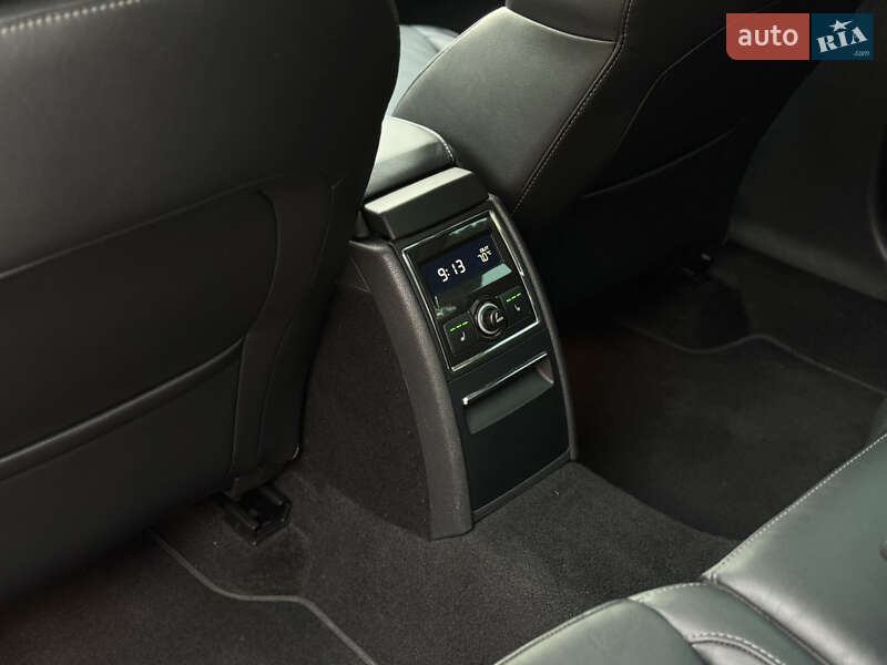 Універсал Skoda Superb 2015 в Мукачевому