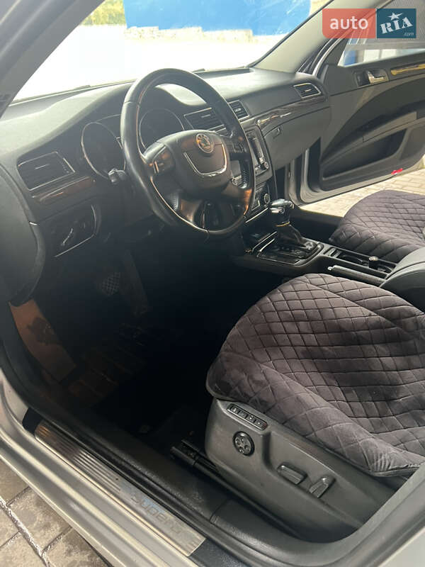 Лифтбек Skoda Superb 2011 в Тернополе