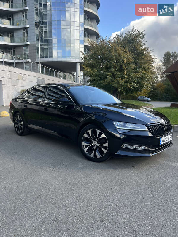Лифтбек Skoda Superb 2019 в Киеве