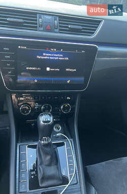 Лифтбек Skoda Superb 2019 в 