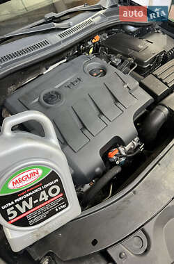 Універсал Skoda Superb 2012 в  фото 25 Універсал Skoda Superb 2012 в