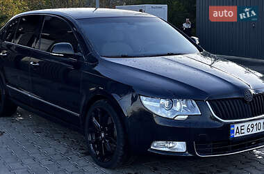 Лифтбек Skoda Superb 2009 в 