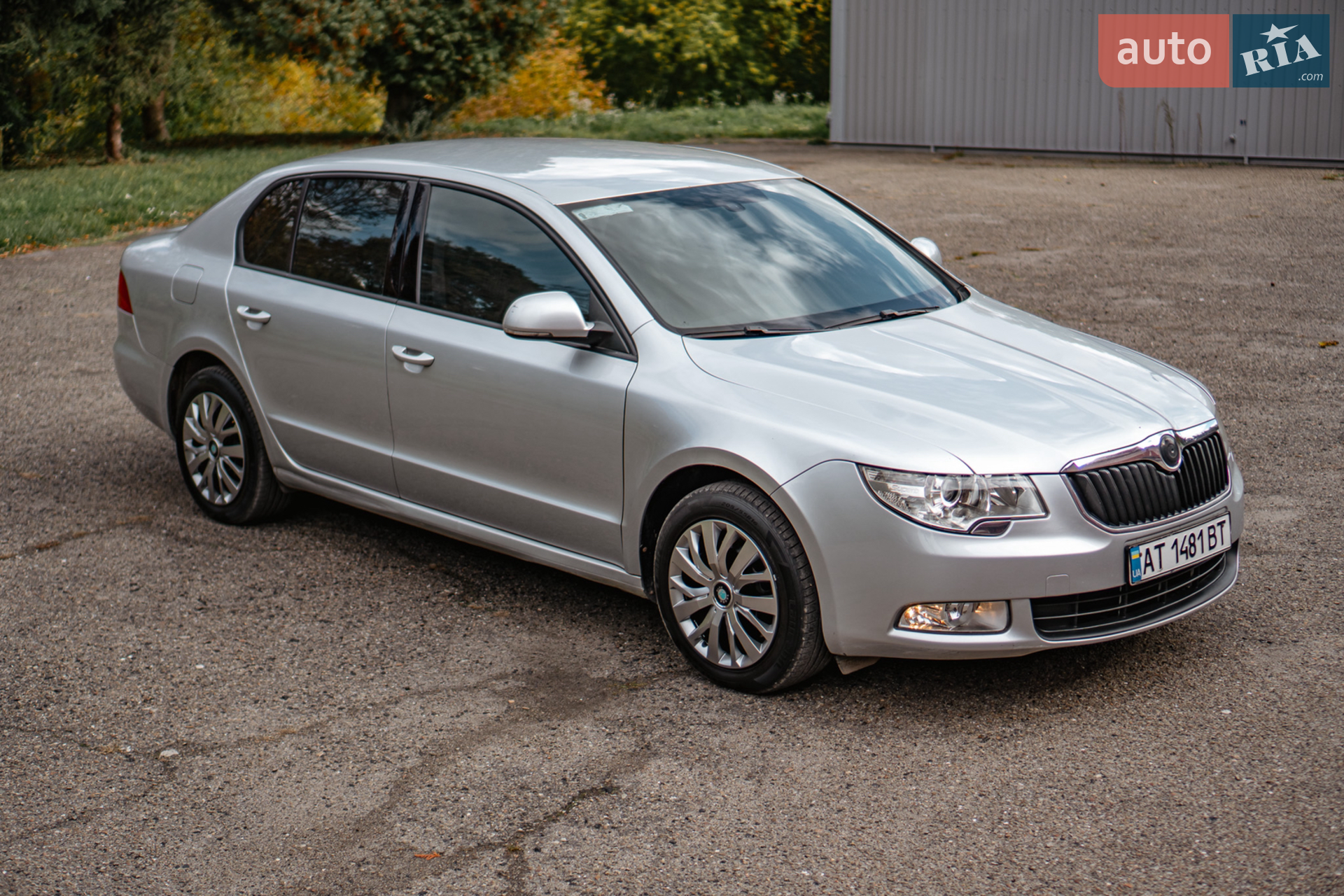2012 Skoda Superb - мініатюра 2