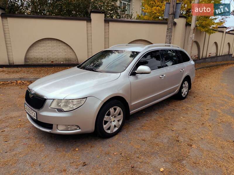 Універсал Skoda Superb 2010 в 