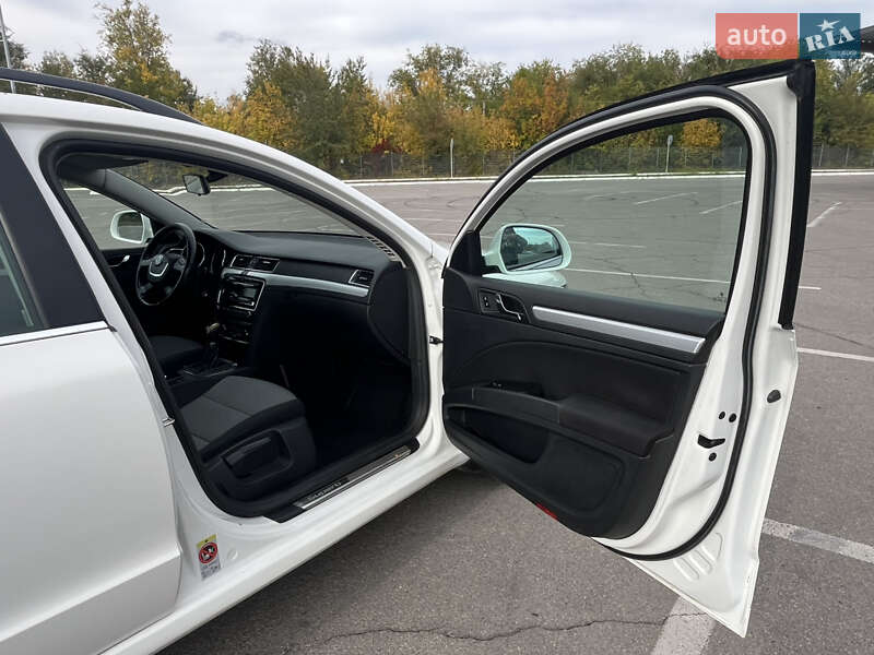 Универсал Skoda Superb 2012 в Запорожье фото 14 Универсал Skoda Superb 2012 в Запорожье