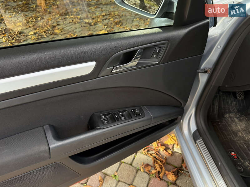 Ліфтбек Skoda Superb 2011 в Тячеві