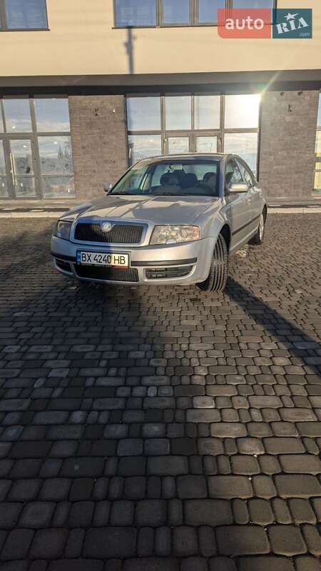 Skoda Superb 2006