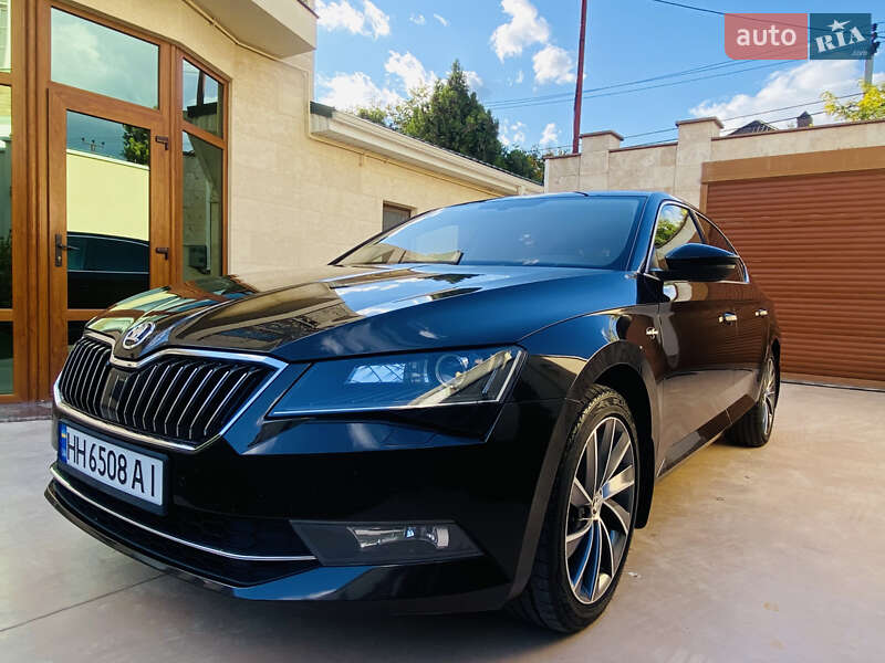 Лифтбек Skoda Superb 2017 в Одессе