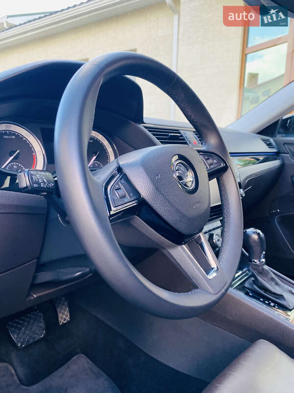 Лифтбек Skoda Superb 2017 в Одессе