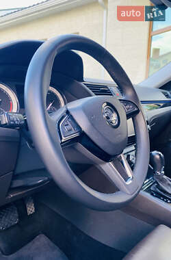 Ліфтбек Skoda Superb 2017 в 