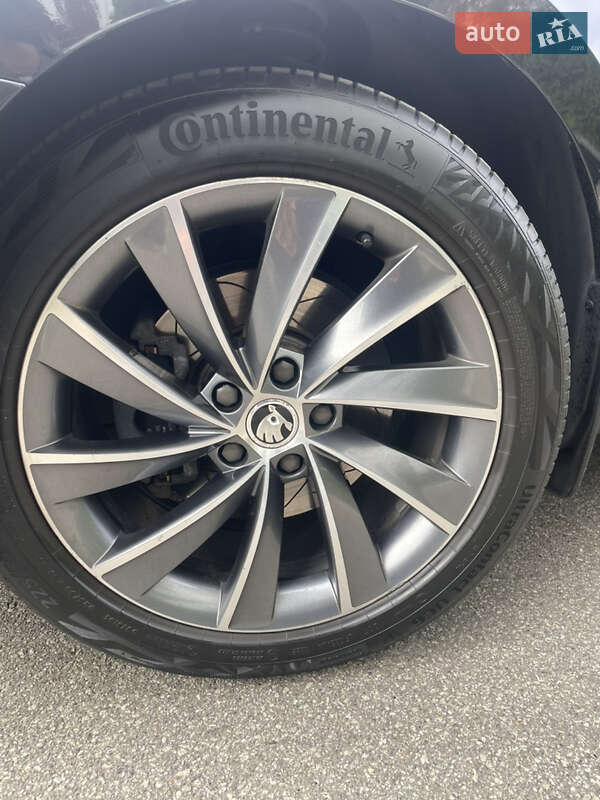 Ліфтбек Skoda Superb 2016 в Києві