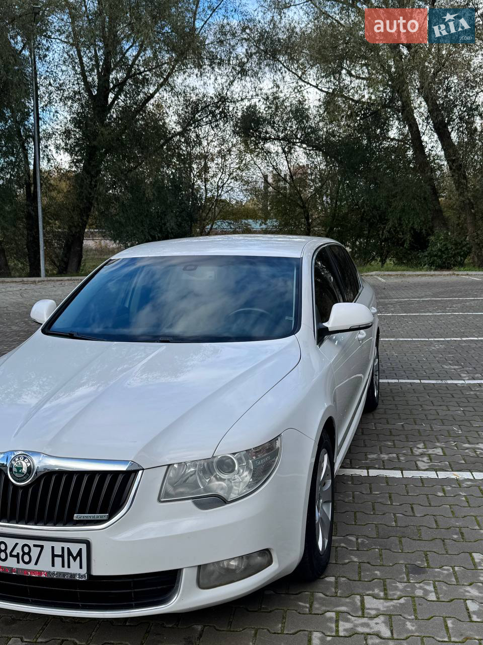 2011 Skoda Superb - мініатюра 10