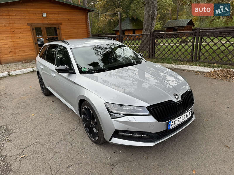 Универсал Skoda Superb 2021 в Луцке