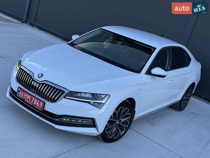 Ліфтбек Skoda Superb 2022 в Києві