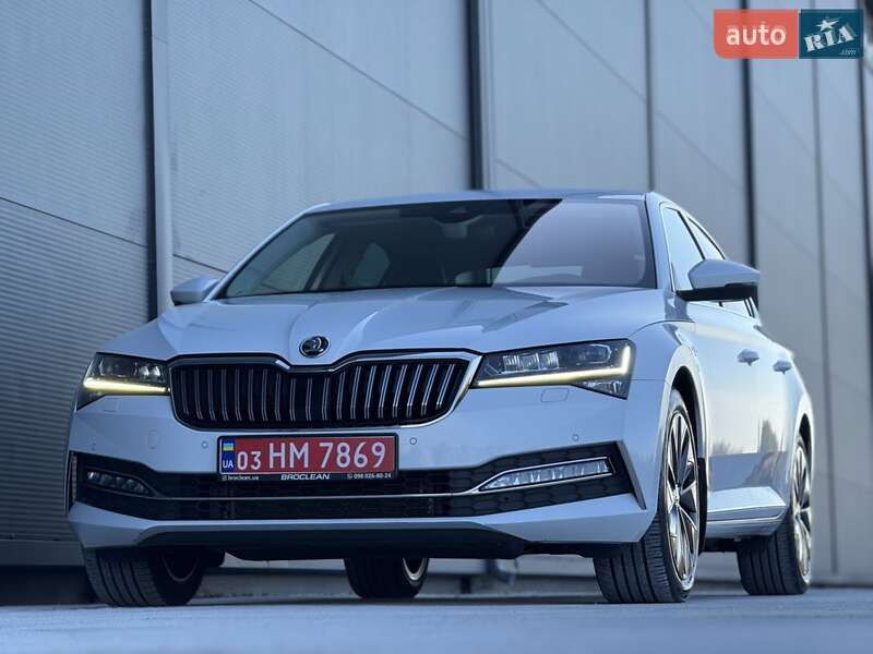 Ліфтбек Skoda Superb 2022 в Києві