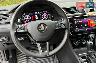 Лифтбек Skoda Superb 2019 в 
