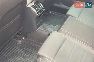 Універсал Skoda Superb 2018 в  фото 16 Універсал Skoda Superb 2018 в