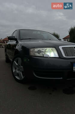 Ліфтбек Skoda Superb 2002 в Шептицькому