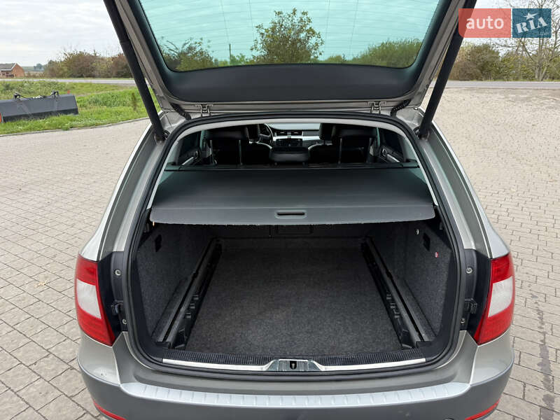 Універсал Skoda Superb 2013 в Львові