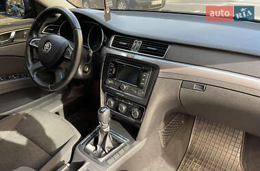 Универсал Skoda Superb 2014 в 