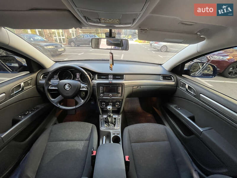 Універсал Skoda Superb 2014 в Києві