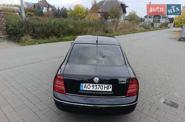 Лифтбек Skoda Superb 2002 в 