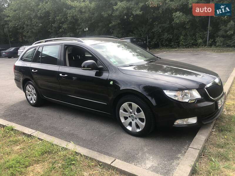 Универсал Skoda Superb 2012 в Каменец-Подольском фото 11 Универсал Skoda Superb 2012 в Каменец-Подольском
