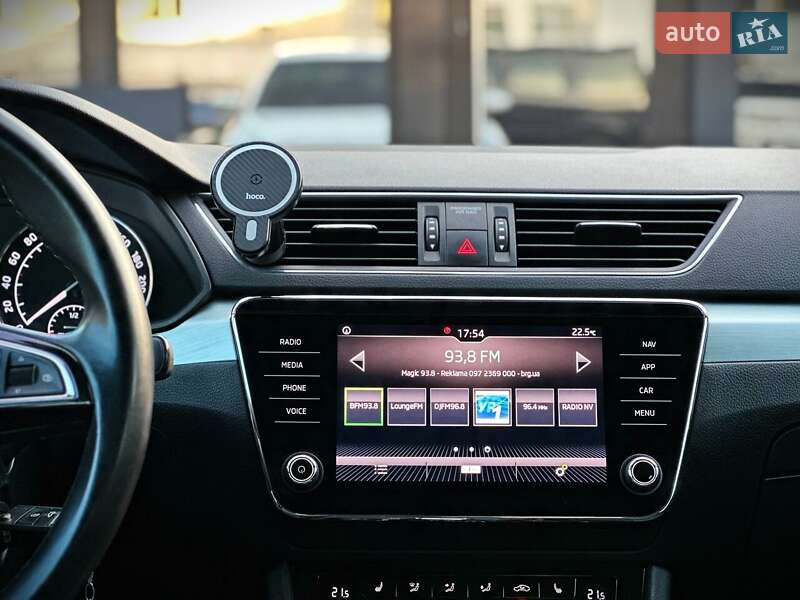 Лифтбек Skoda Superb 2019 в Киеве