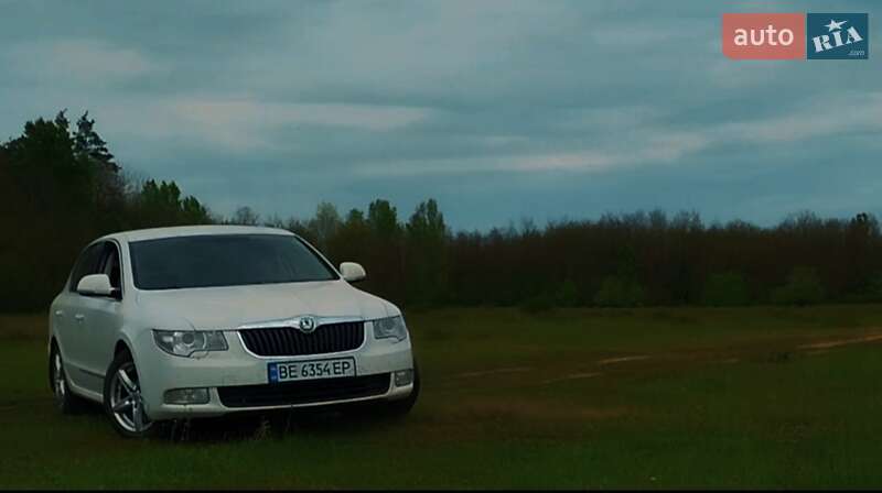 Лифтбек Skoda Superb 2009 в Одессе