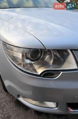 Лифтбек Skoda Superb 2011 в 