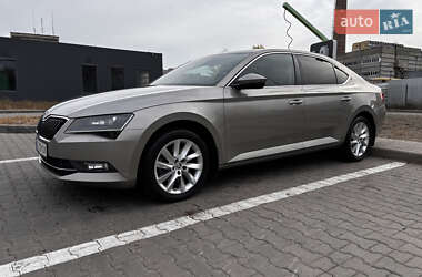 Ліфтбек Skoda Superb 2018 в Дніпрі