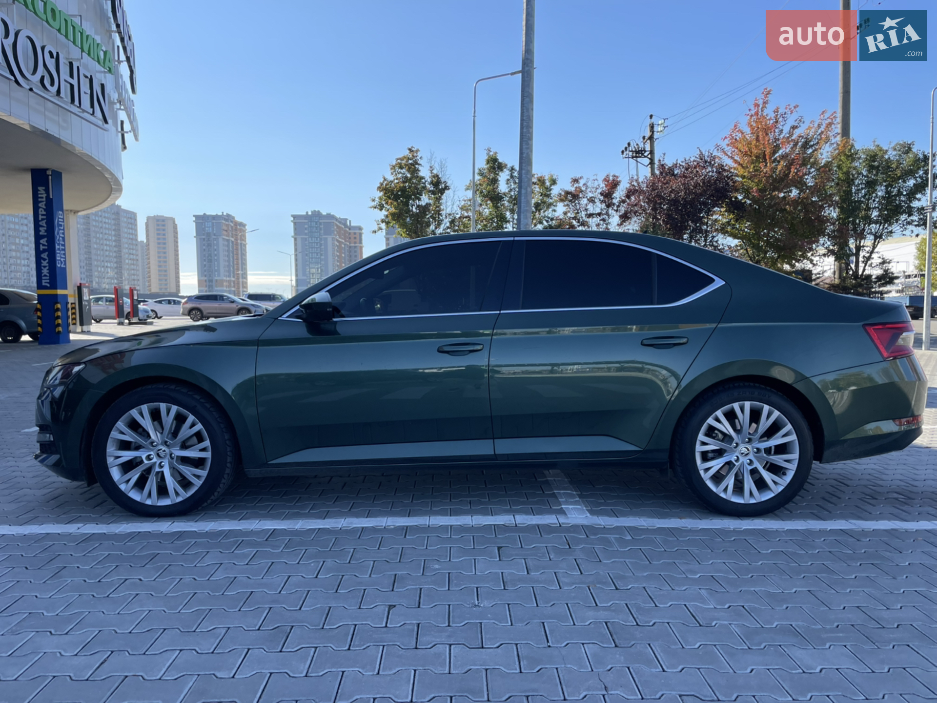 2020 Skoda Superb - мініатюра 10