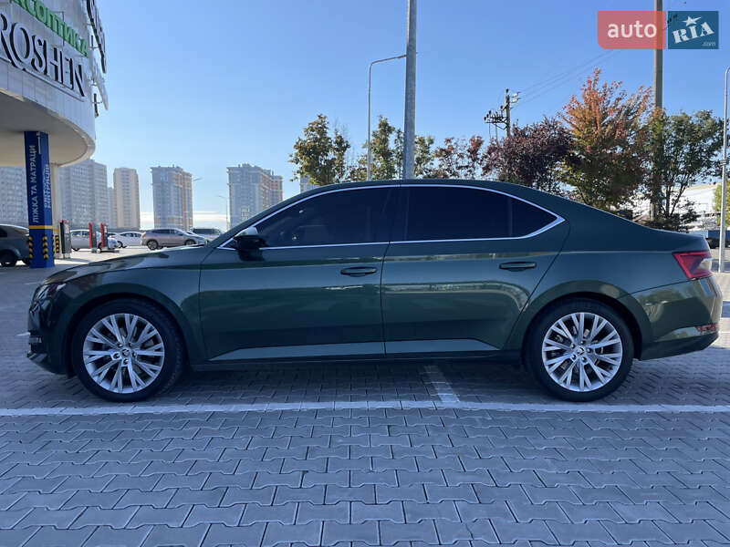 Ліфтбек Skoda Superb 2020 в Одесі