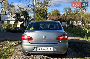 Лифтбек Skoda Superb 2012 в Львове