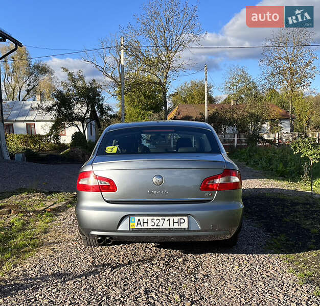 Ліфтбек Skoda Superb 2012 в Києві