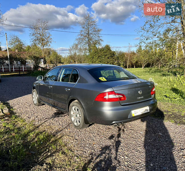 Ліфтбек Skoda Superb 2012 в Києві