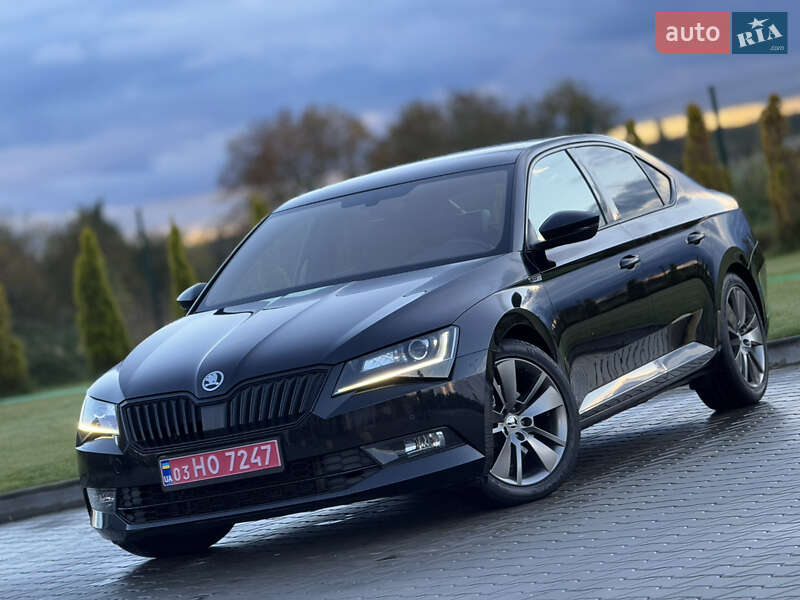 Ліфтбек Skoda Superb 2017 в Луцьку