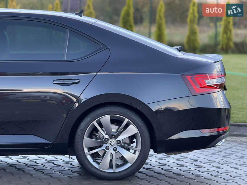 Ліфтбек Skoda Superb 2017 в Луцьку