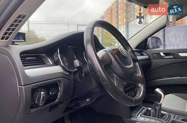 Ліфтбек Skoda Superb 2010 в  фото 11 Ліфтбек Skoda Superb 2010 в