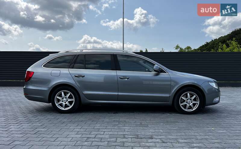 Универсал Skoda Superb 2012 в Каменец-Подольском