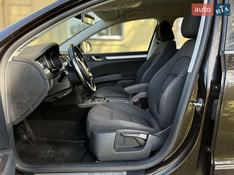 Универсал Skoda Superb 2014 в Кременце фото 47 Универсал Skoda Superb 2014 в Кременце