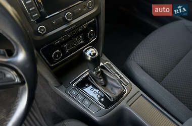 Універсал Skoda Superb 2014 в  фото 50 Універсал Skoda Superb 2014 в