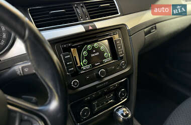 Універсал Skoda Superb 2014 в  фото 51 Універсал Skoda Superb 2014 в