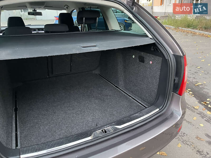 Універсал Skoda Superb 2012 в Рівному