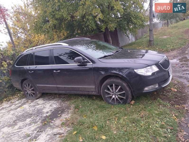 Универсал Skoda Superb 2011 в Новгород-Северском фото 6 Универсал Skoda Superb 2011 в Новгород-Северском